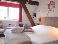 bed-and-breakfast-bloemenhoeve-kamer-roos-5